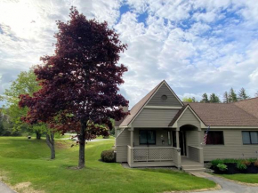 F5 Renovated home on golf course in Bretton Woods AC